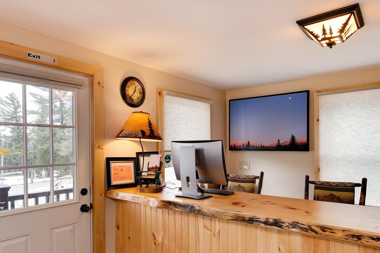 Cobble Mountain Lodge Лейк Плесид Екстериор снимка