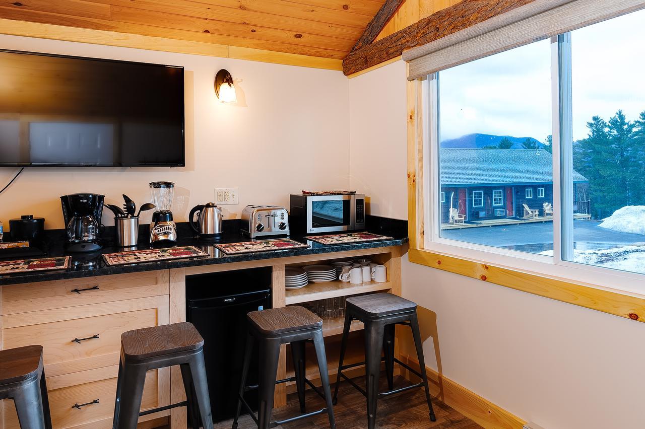 Cobble Mountain Lodge Лейк Плесид Екстериор снимка
