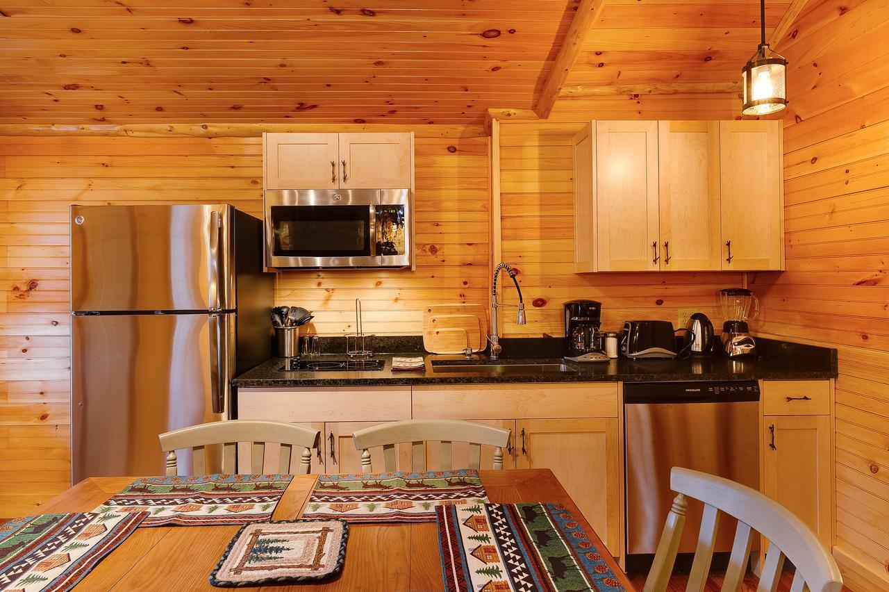 Cobble Mountain Lodge Лейк Плесид Екстериор снимка