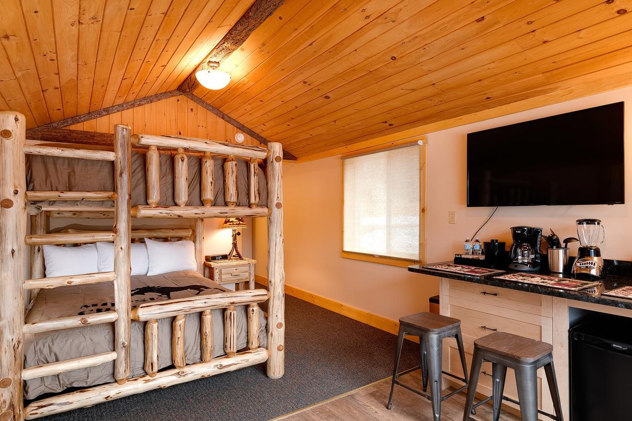 Cobble Mountain Lodge Лейк Плесид Екстериор снимка