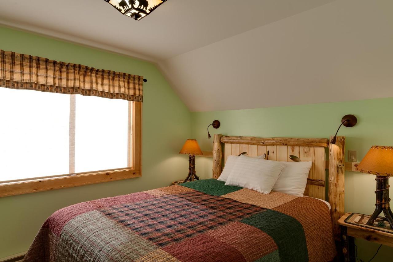 Cobble Mountain Lodge Лейк Плесид Екстериор снимка